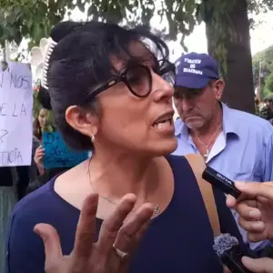 La hermana de José Cuéllar, asesinado en la comisaría de Joaquín V. González, contra la policía: "Ellos son tan culpables como los presos"
