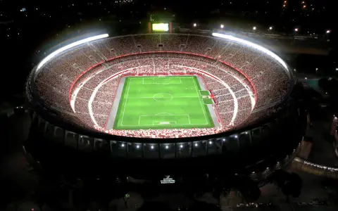 Reacciones en contra de la decisión de River de vender bebidas alcohólicas en el Monumental.