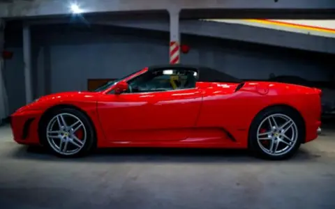 La Ferrari subastada.