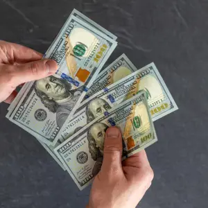 Dólar en Salta: a cuánto cerró el blue y las principales monedas el martes 10 de febrero