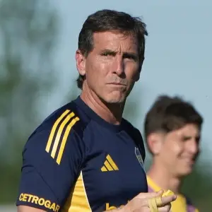 Drástico cambio de planes: el sorpresivo "castigo" de Úbeda a los jugadores de Boca tras la dura derrota con Vélez