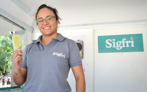 Melisa Luna, dueña de la marca de paletas Sigfri
