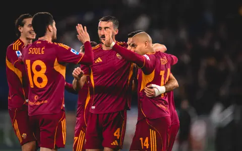 La Roma ganó y sueña con la Champions.