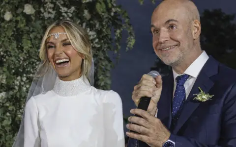 Rodriguez Larreta junto a su esposa, Milagros Maylin