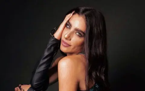 Gabriela Sari fue la primera en romper el silencio y dejar en claro que la relación entre ellos era solo de amigos