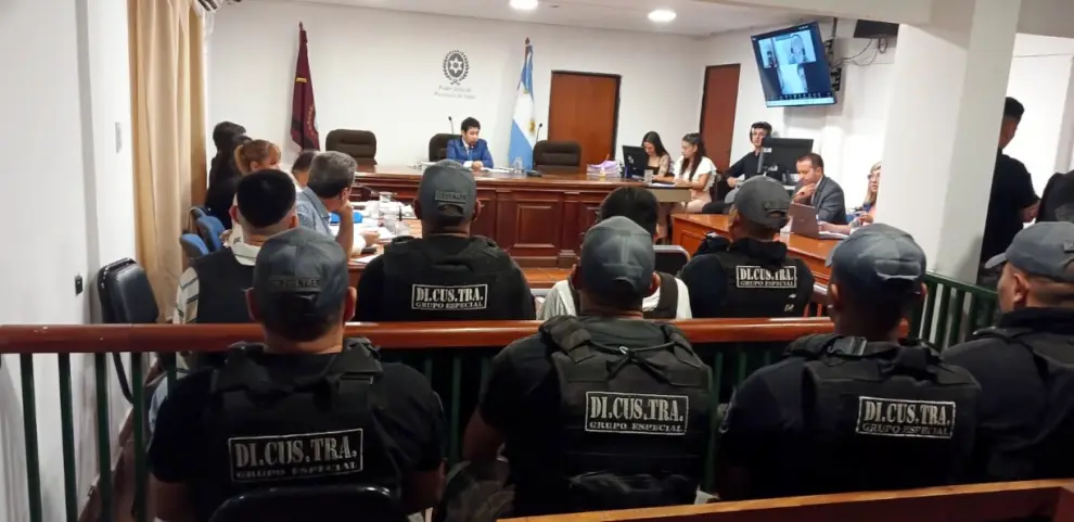Francisco Oyarzú, el mismo juez que elevo a juicio otra causa por un robo comando en Orán.