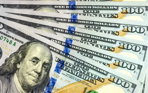 Dolares