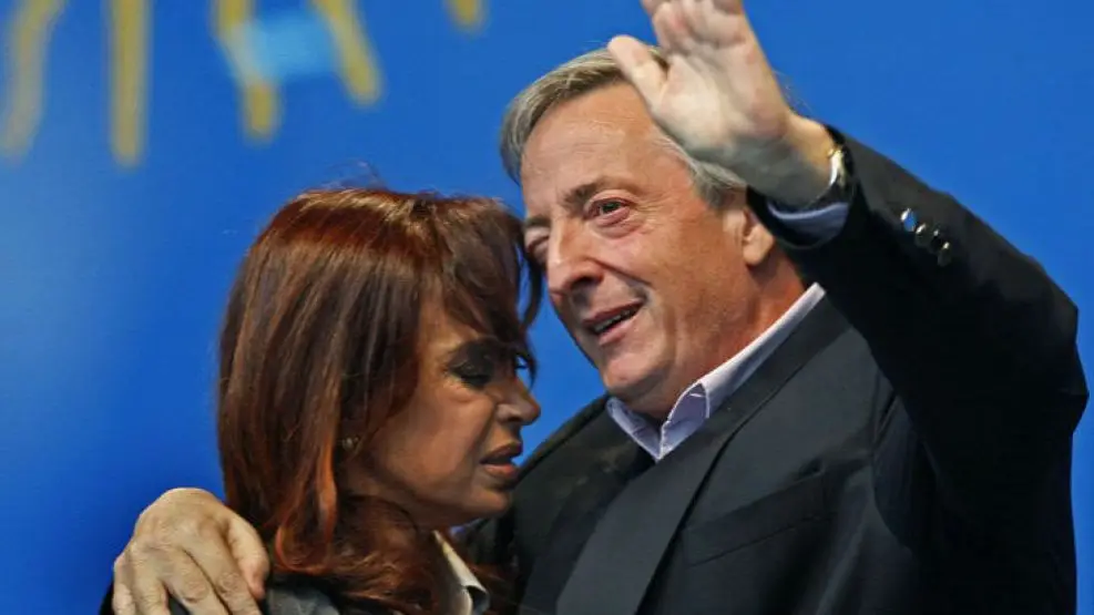 Néstor Kirchner junto a Cristina Fernández