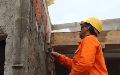 Construcción y estafa
