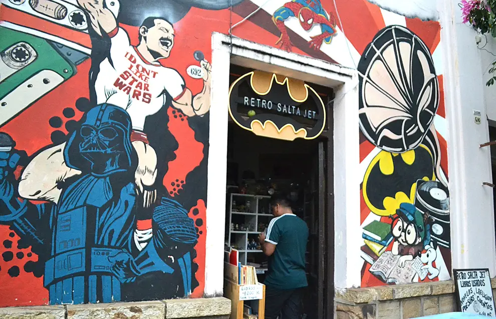 El frente del local de Retro Salta Jet, en 12 de Octubre 692