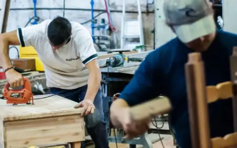 Cayó drásticamente el número de trabajadores en relación de dependencia.