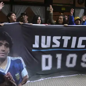 A más de cinco años de la muerte de Maradona, su familia sigue en "guerra": sus hijos arremetieron contra Morla y las hermanas del 10