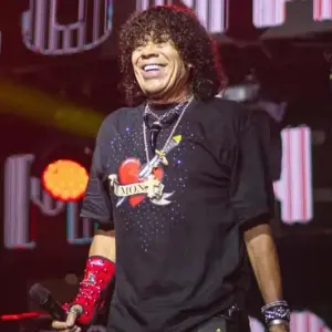 Por qué la Mona Giménez tuvo que interrumpir dos veces un show