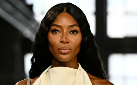 Naomi Campbell en la mira por su vínculo con Epstein