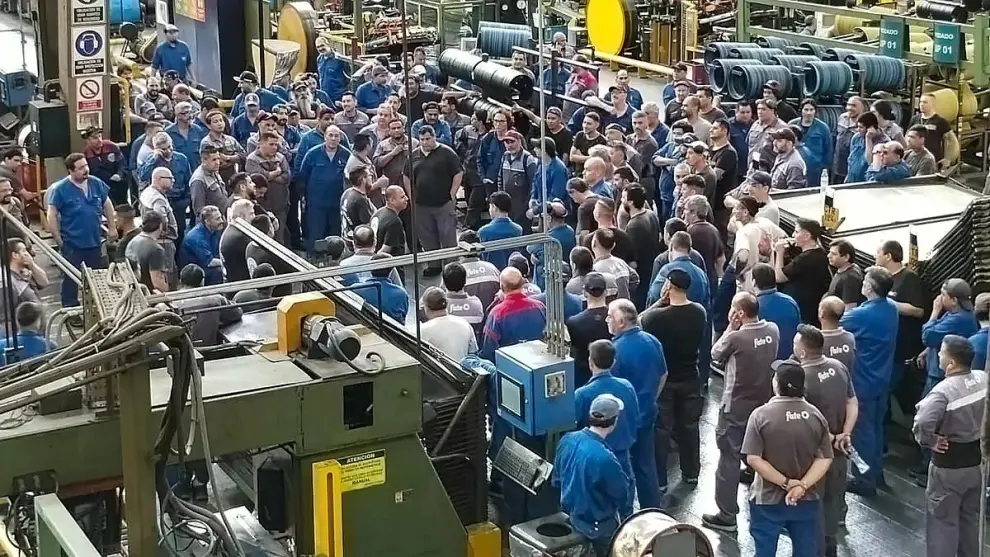 Más de 920 empleados quedarán sin trabajo tras el cierre de la empresa