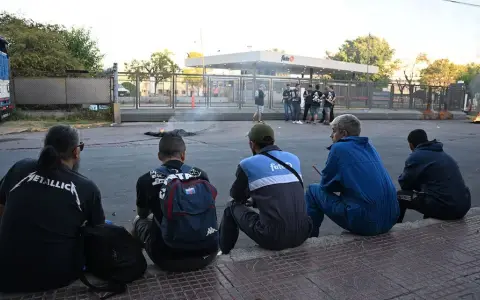 La empresa argentina Fate anunció sucierre definitivo.
