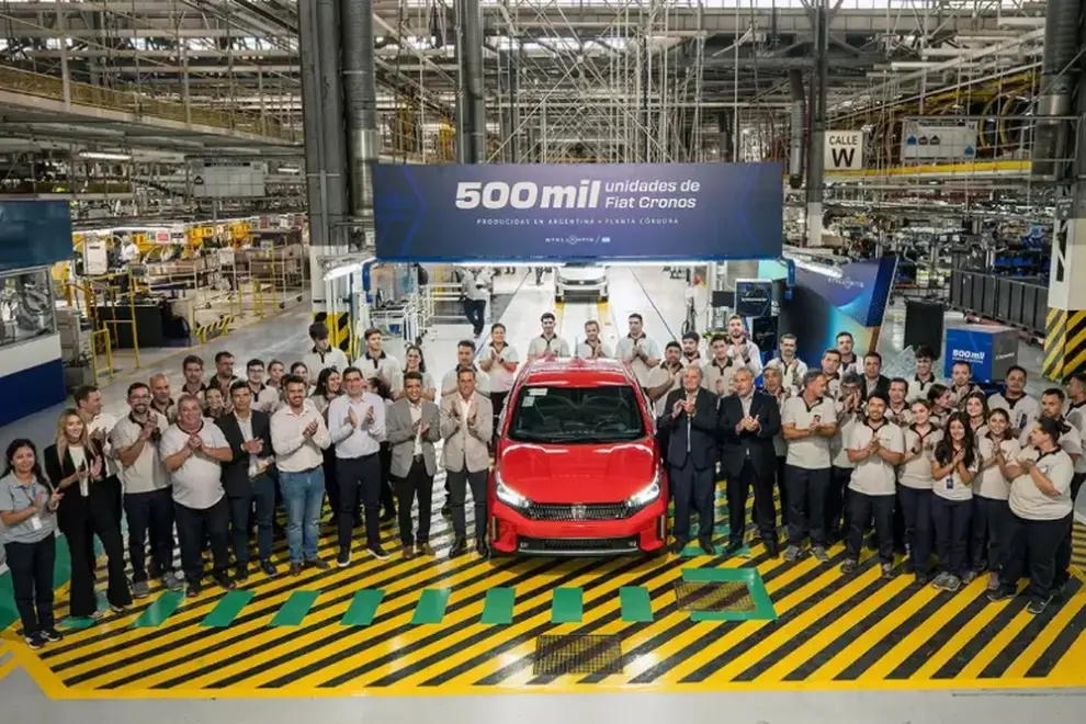 Stellantis celebraba meses atrás en Córdoba la producción de 500.000 unidades del Fiat Cronos, un hito industrial lejos de la planta de El Palomar.
