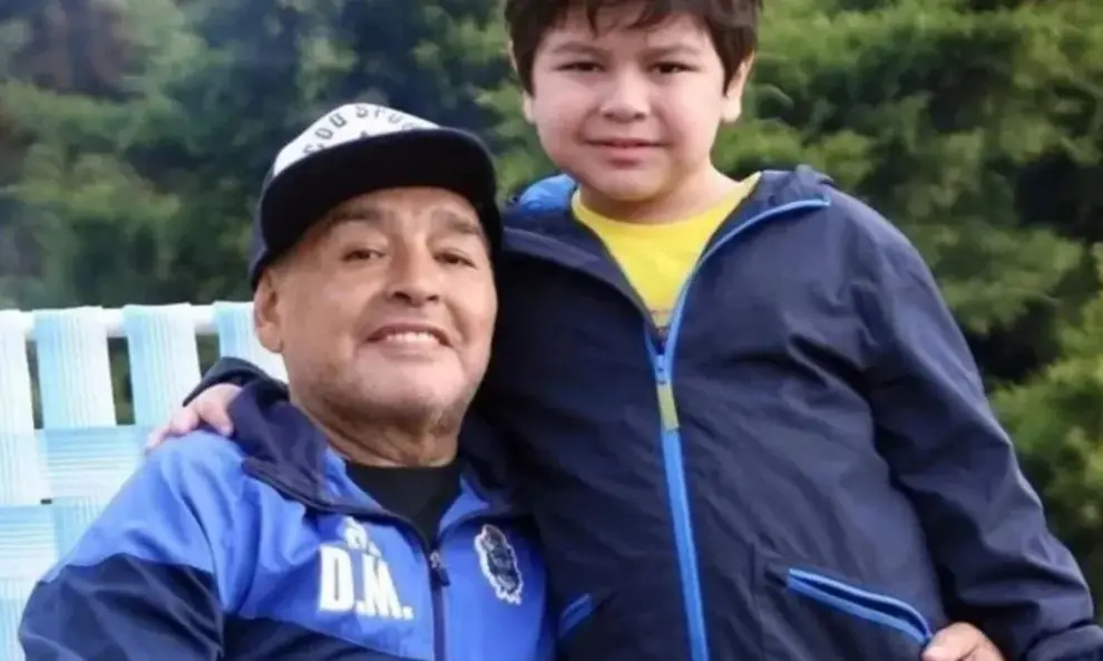 Diego Maradona y Dieguito Fernando.