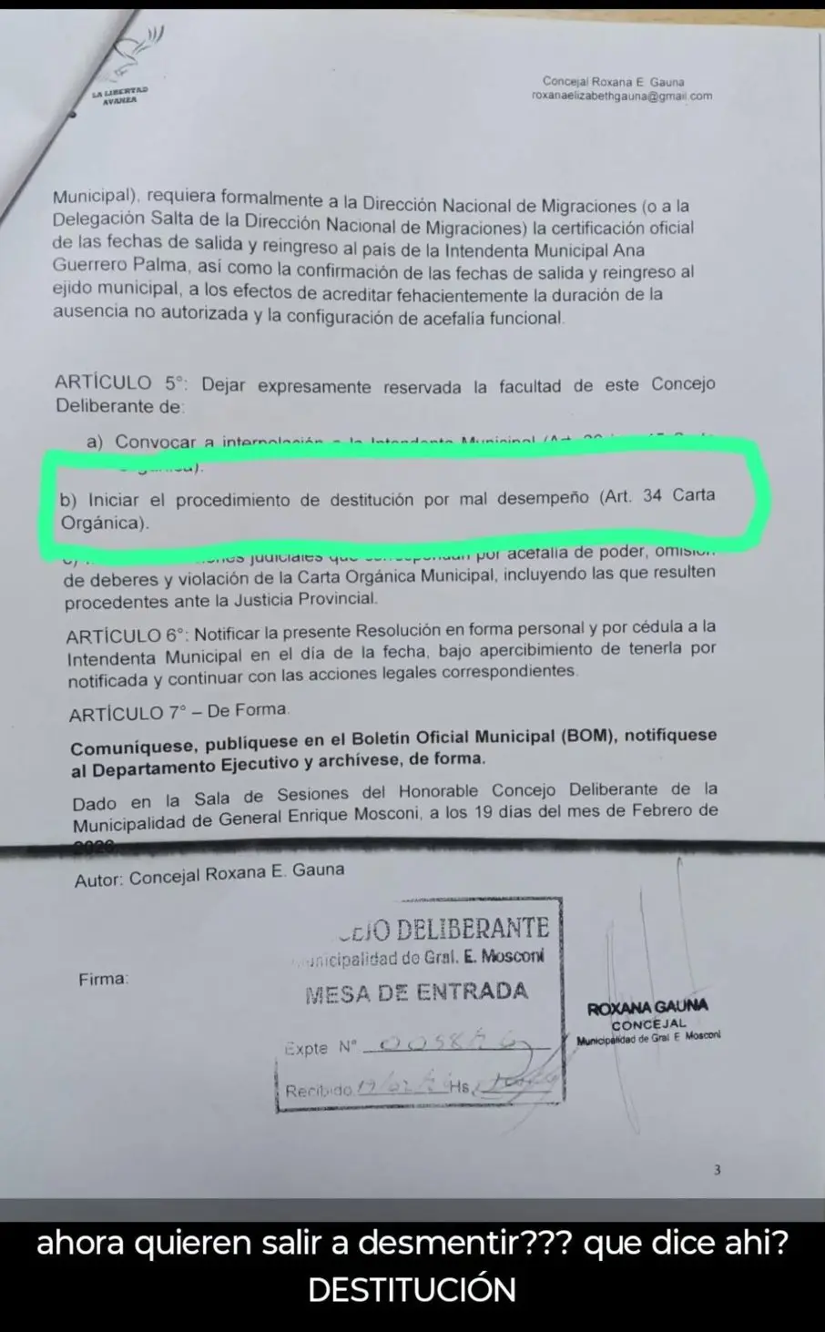 La imagen del pedido de Gauna que comenzó a circular y en la que figura la palabra "destitución"