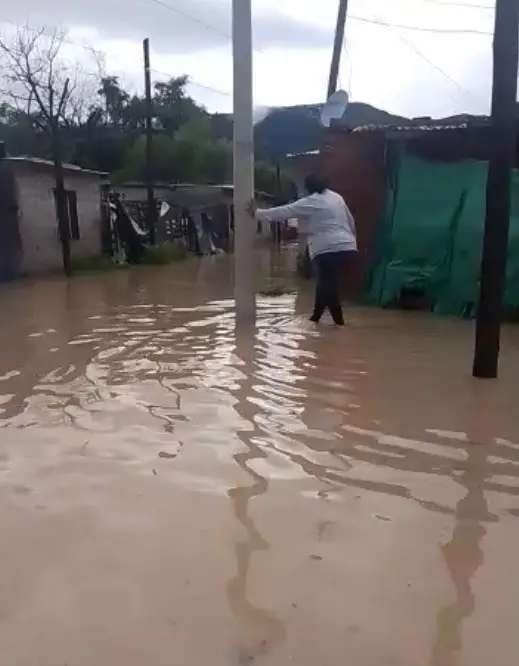 Ampliación San Francisco Solano bajo el agua.