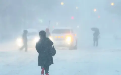 Desde el sábado pasado, una tormenta de nieve azota Nueva York
