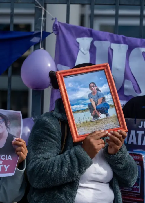 Manifestación en ciudad judicial por el femicidio de Natalia Cruz