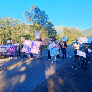 Campo Quijano: Familiares de Natalia Cruz cortan la Ruta 51 y piden por el Ministro de Seguridad