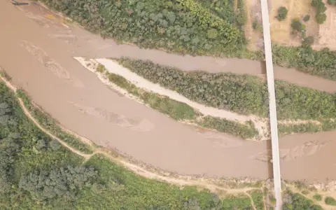 Crecida del río Bermejo.