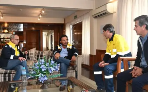Sáenz con directivos de Rio Tinto