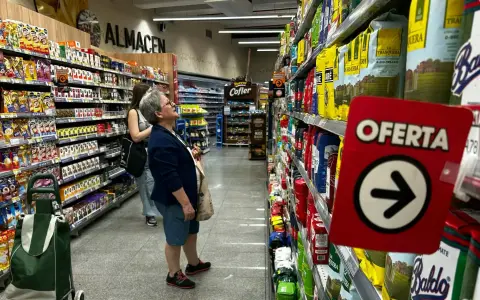 Pasillo de un super.