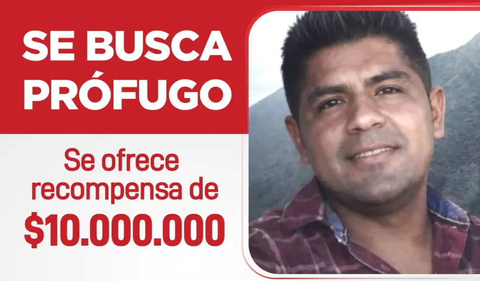 El cartel con la recompensa por información del paradero de Serapio