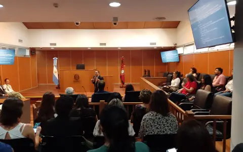 Taller para preiodistas en el marco del primer juicio por jurado en Salta.
