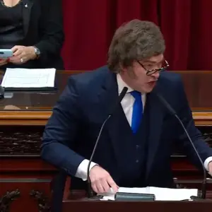 Con un discurso encendido, respuestas "espontáneas" e insultos, Milei se dedicó a vapulear al kirchnerismo y a un sector empresario