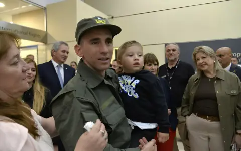 Nahuel Gallo regresó a la Argentina tras 448 días como rehén