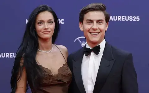 Oriana Sabatini y Paulo Dybala se convirtieron en padres.
