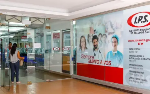 La sede de IPS sobre calle Mitre