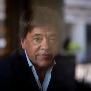 El dueño de Canal 11 de Salta y también propietario de Telefe, se desprende del CEO de la señal Darío Turovelzky