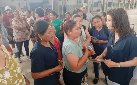 Ordenanzas del interior reclamando el pase a planta a la ministra de Educación, Cristina Fiore