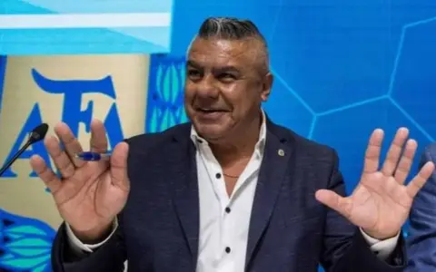 Claudio "Chiqui" Tapia