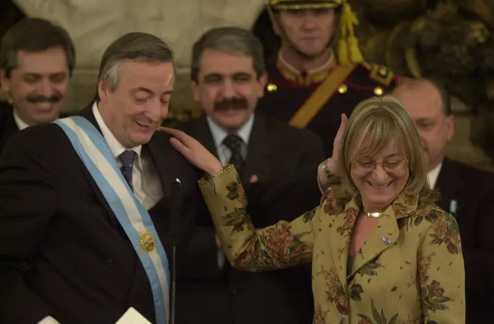 Alicia Kirchner, al jurar el 25 de mayo de 2003 como ministra de su hermano Néstor