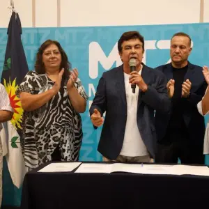 Toty Flores se suma al gabinete de Fernando Espinoza en La Matanza