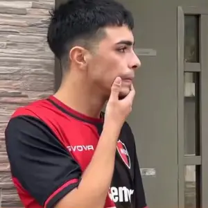 “La bala le dio en el corazón. Lo tenía en brazos y se nos fue”: el papá del bebé que mataron en Rosario