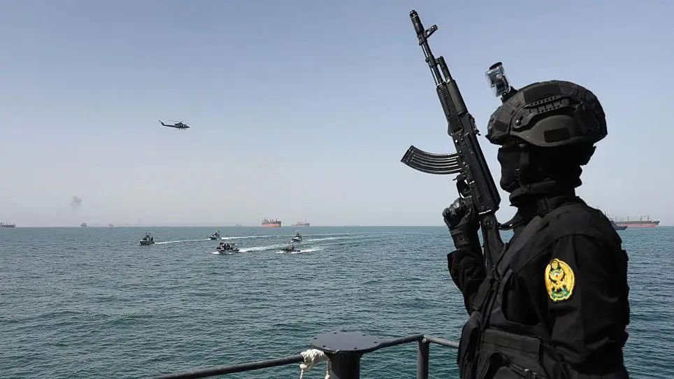 Soldado iraní participa en maniobras militares conjuntas con Rusia el pasado 19 de febrero.