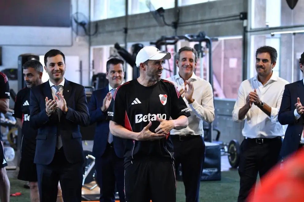 El debut de Coudet como DT de la Banda será en el Ducó