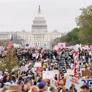 Protestas masivas en Estados Unidos contra la guerra con Irán
