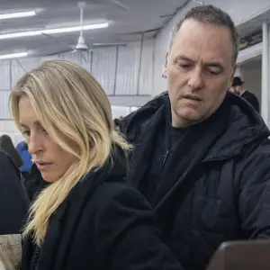 La rebuscada justificación de Adorni por el viaje de su esposa en el avión presidencial