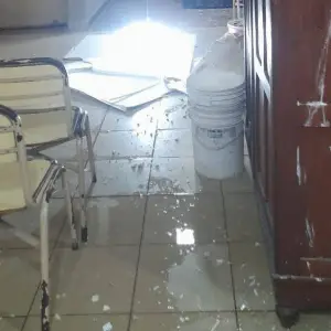 Se desplomó el techo de la escuela Clara Saravia Linares en Salta: "Si no quieren mandar a los chicos, no los manden"