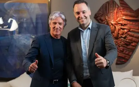 Marcelo Grandío y Manuel Adorni