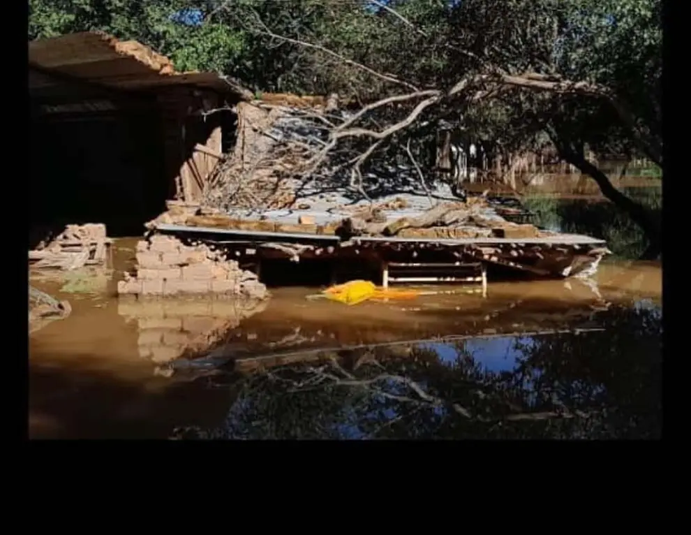 Escuela derrumbada