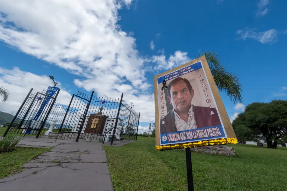  inauguración y descubrimiento de placas conmemorativas en homenaje a Néstor Piccolo y  Vicente Cordeyro